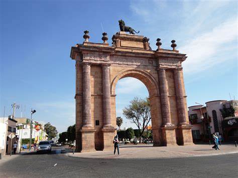 Monumento Arco de la calzada